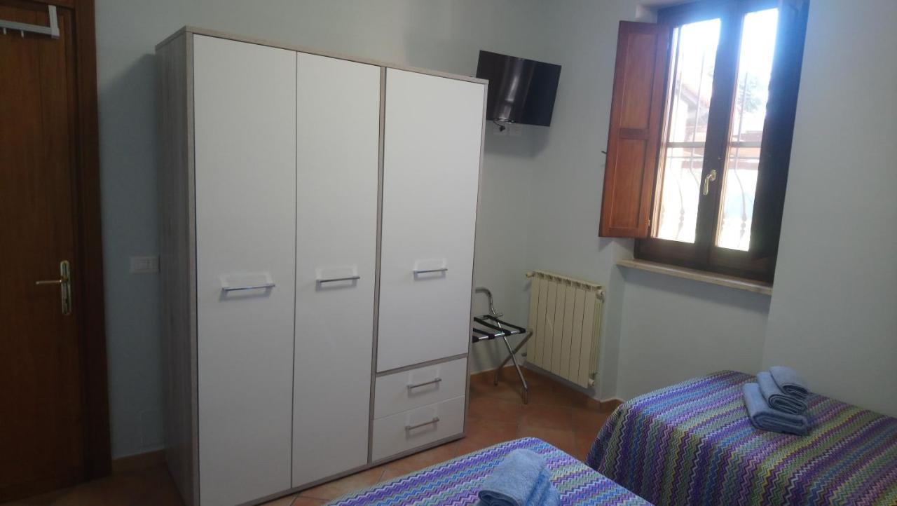 Casetta Gaia Latina Exterior foto